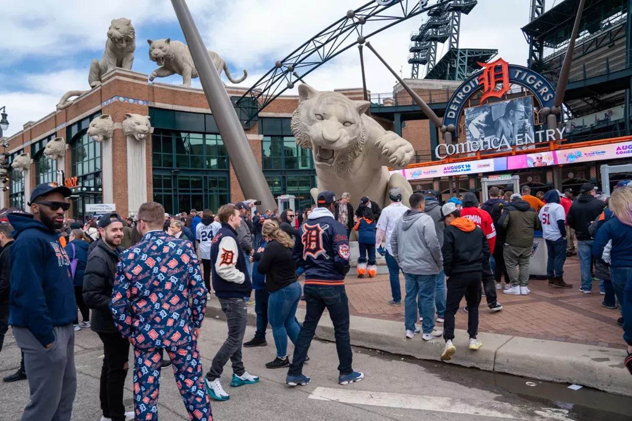Tigers' Opening Win: 9-6 Victory Against Mariners Tigers' Opening Win: 9-6 Victory Against Mariners
