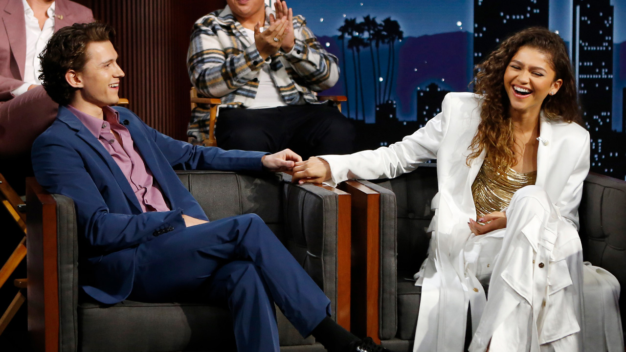 Tom Holland Visits Zendaya On Euphoria Set: First Appearance Since Engagement Tom Holland Visits Zendaya On Euphoria Set: First Appearance Since Engagement
