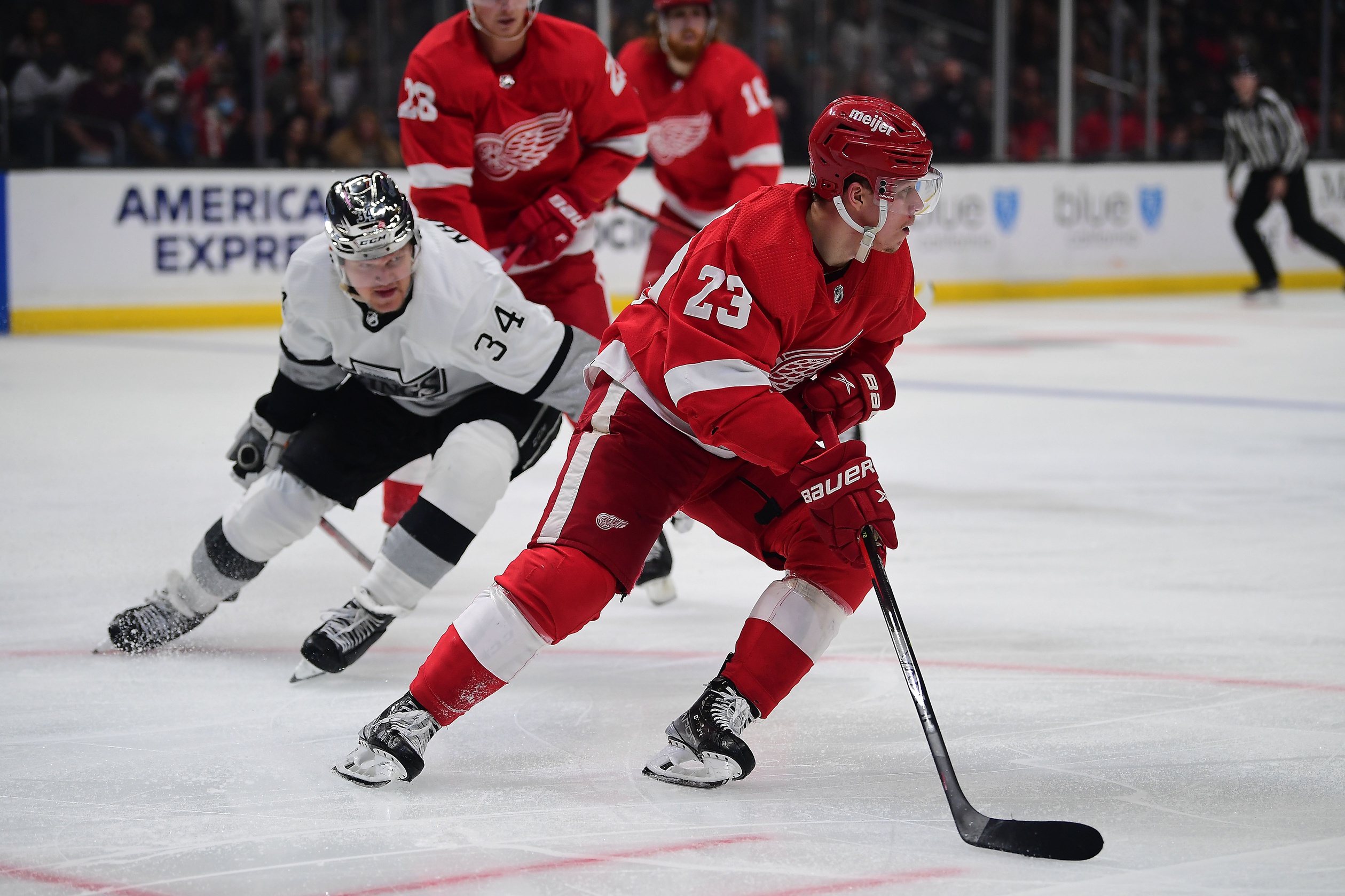 Tonight's NHL Game: Maple Leafs Vs Red Wings Predictions, Betting Odds & Analysis Tonight's NHL Game: Maple Leafs Vs Red Wings Predictions, Betting Odds & Analysis