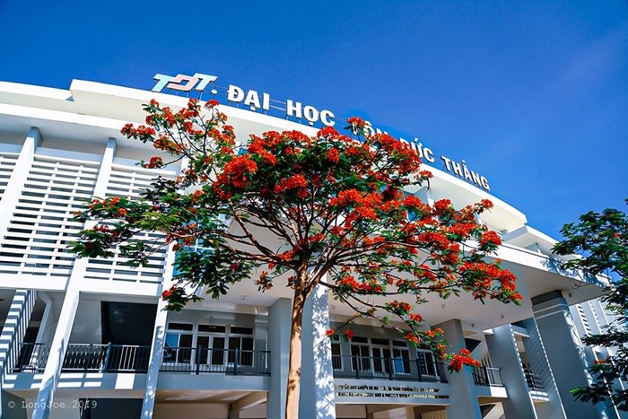 Trường ĐH Tôn Đức Thắng: Lĩnh Ấn Tiên Phong Tại Giải Bóng Đá Thanh Niên Sinh Viên Quốc Tế 2025 Trường ĐH Tôn Đức Thắng: Lĩnh Ấn Tiên Phong Tại Giải Bóng Đá Thanh Niên Sinh Viên Quốc Tế 2025