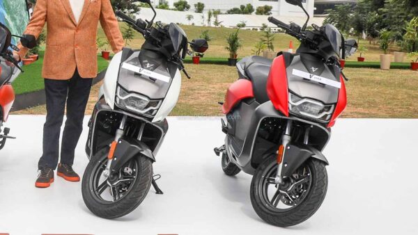 महिला दिन २०२३: TVS Jupiter, Ather 450X, Hero Pleasure+ आणि इतर उत्तम स्कूटर्सची यादी महिला दिन २०२३: TVS Jupiter, Ather 450X, Hero Pleasure+ आणि इतर उत्तम स्कूटर्सची यादी
