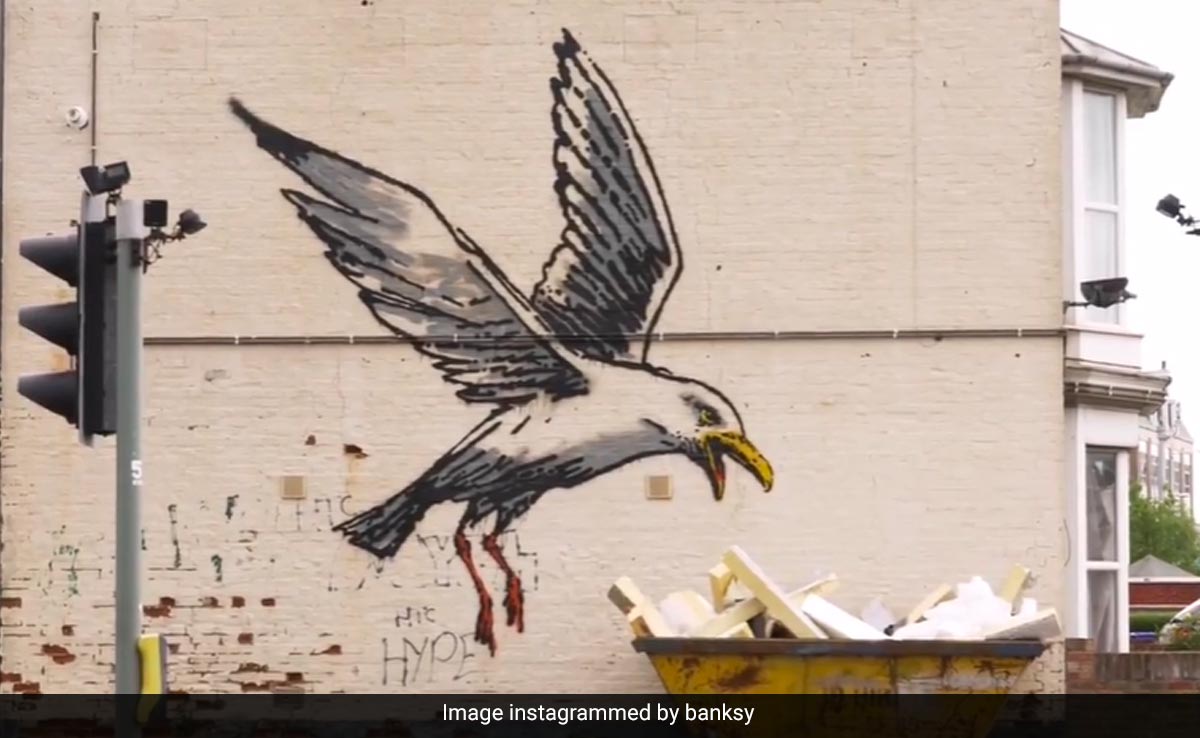 Two Homeowners, One Banksy: How Fate (and Value) Differed Two Homeowners, One Banksy: How Fate (and Value) Differed