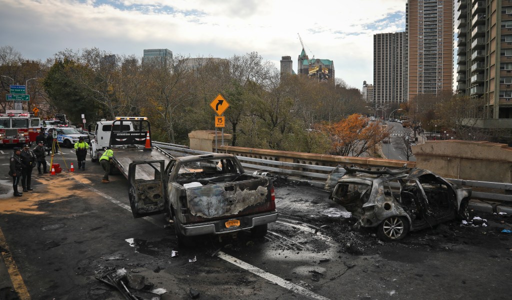 Two Killed In Mexican Navy Ship's Brooklyn Bridge Impact Two Killed In Mexican Navy Ship's Brooklyn Bridge Impact