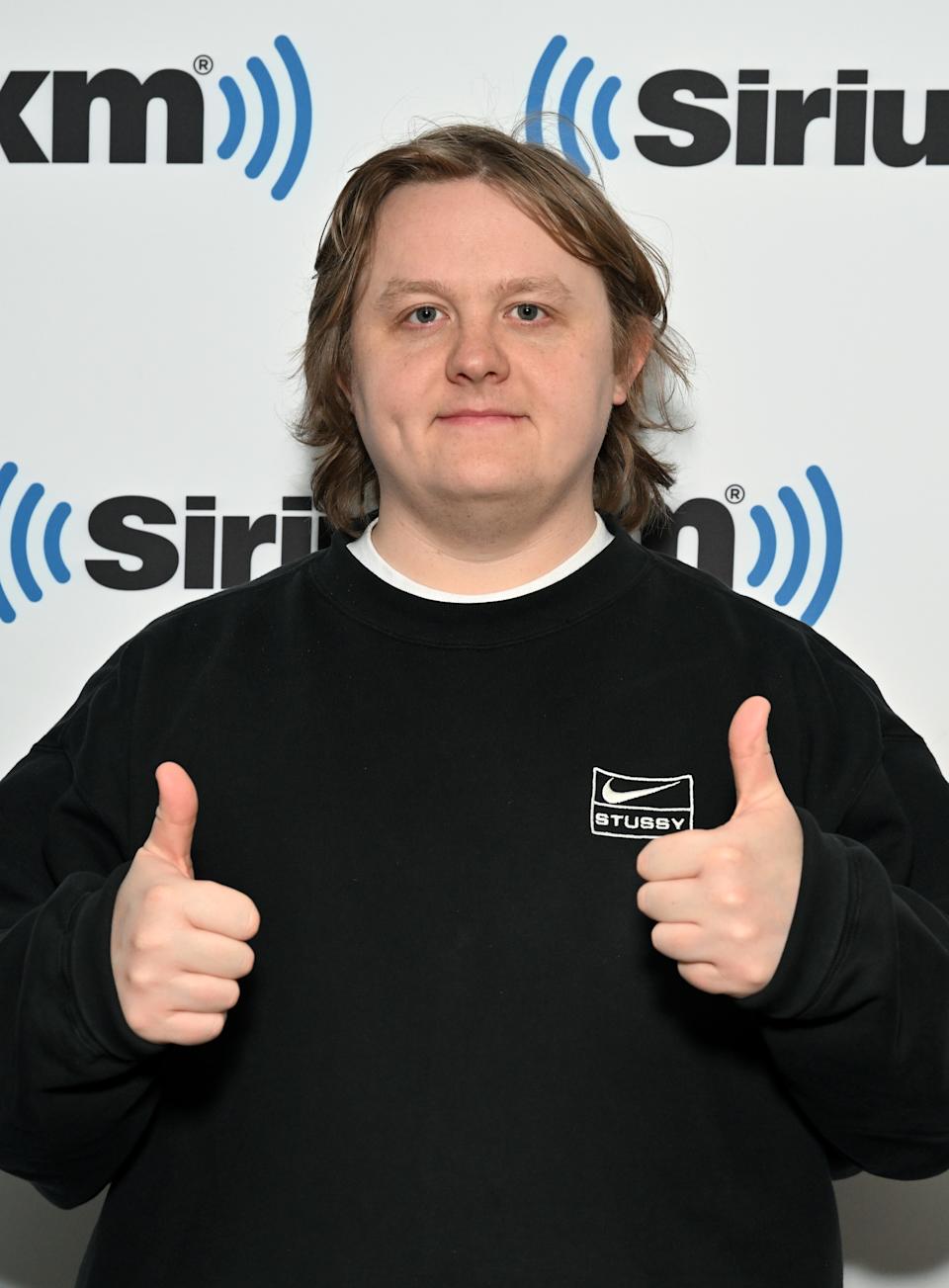 Two-Year Hiatus Ends: Lewis Capaldi Plays For Mental Health Cause Two-Year Hiatus Ends: Lewis Capaldi Plays For Mental Health Cause