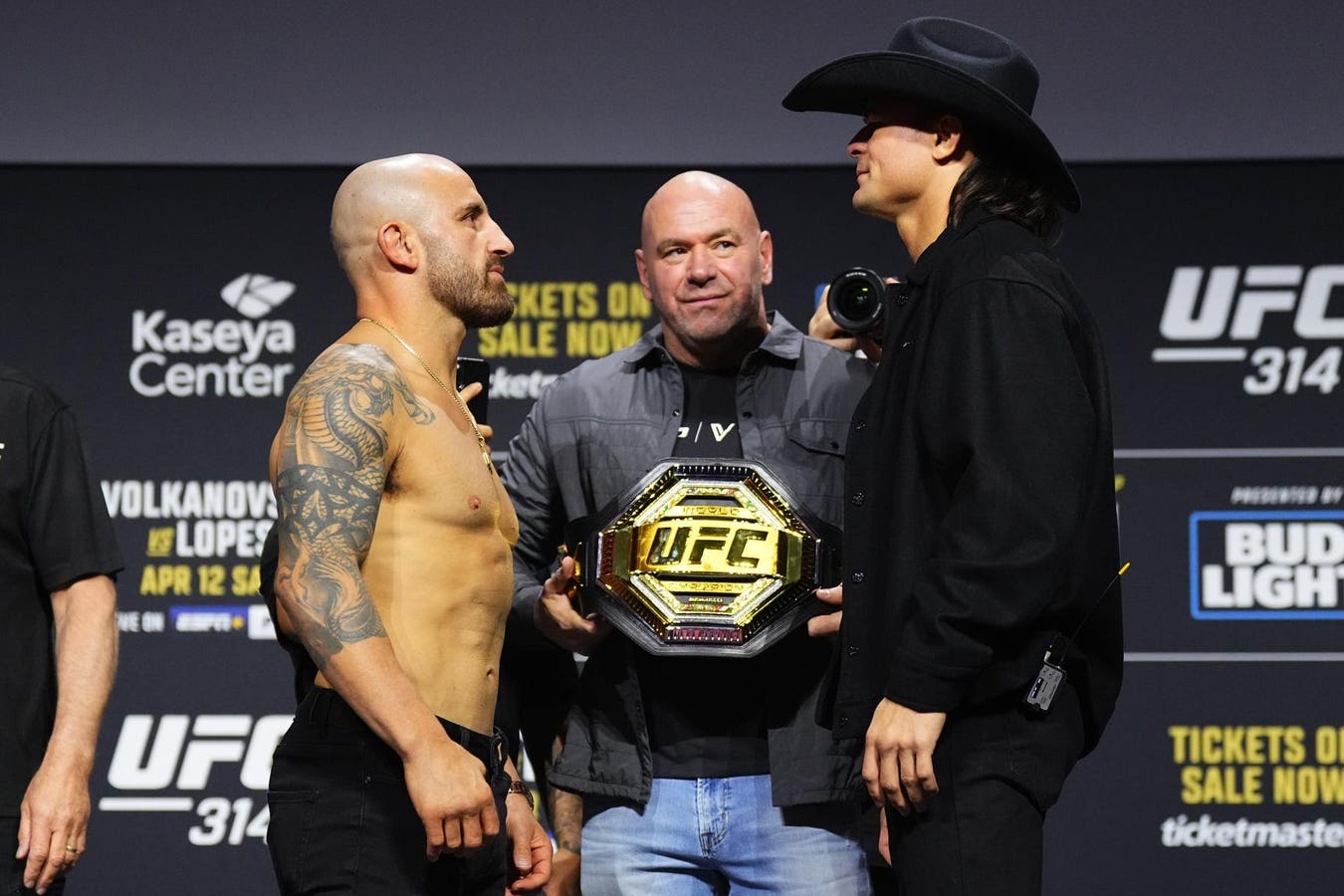 UFC 314 Card Suffers Blow: Neal-Prates Bout Off UFC 314 Card Suffers Blow: Neal-Prates Bout Off