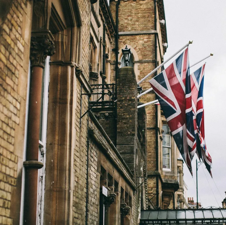 UK To Tighten Visa Rules For Nigerian And Pakistani Applicants UK To Tighten Visa Rules For Nigerian And Pakistani Applicants
