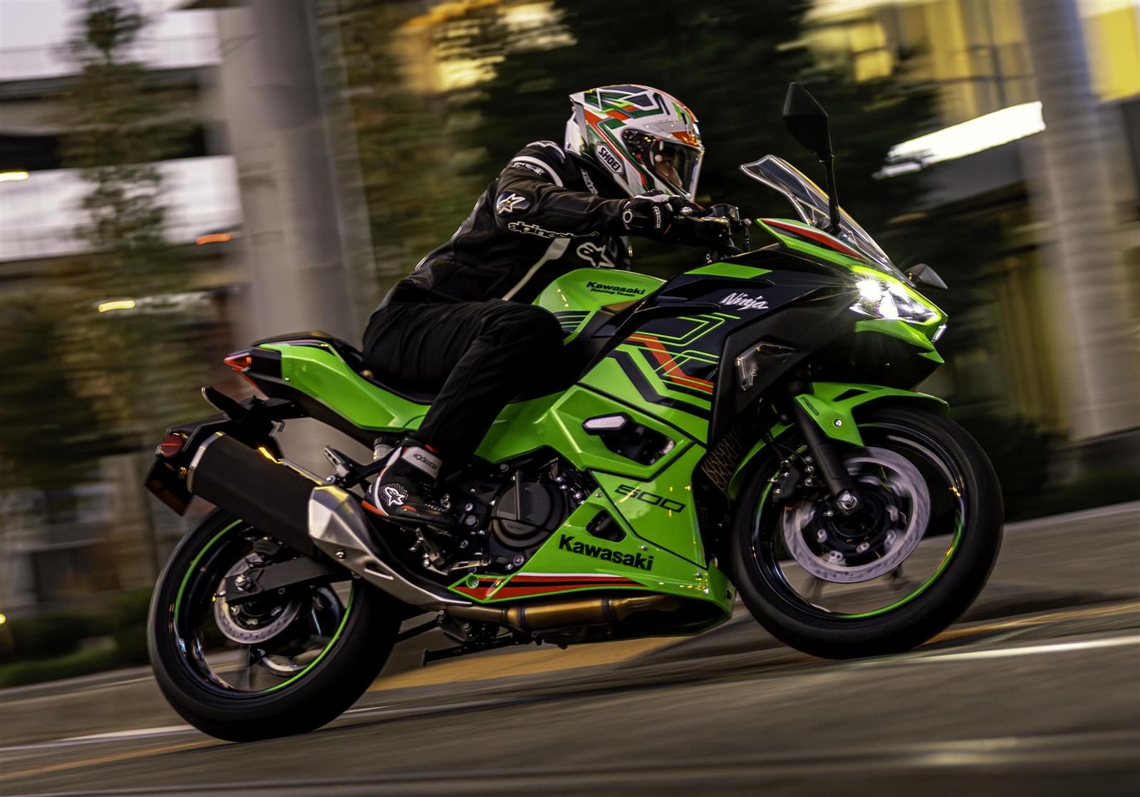 Ulasan Harga Kawasaki Ninja 500 Dan 500 SE 2025: Apakah Melebihi Rp100 Juta? Ulasan Harga Kawasaki Ninja 500 Dan 500 SE 2025: Apakah Melebihi Rp100 Juta?