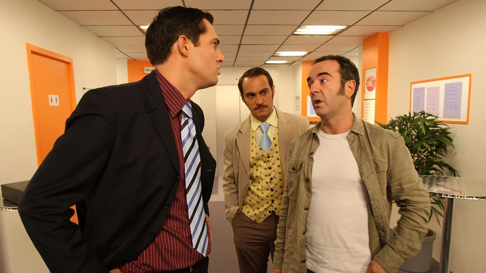 Un Animateur Historique De M6 Se Confie Sur L'arrivée D'Hanouna Un Animateur Historique De M6 Se Confie Sur L'arrivée D'Hanouna