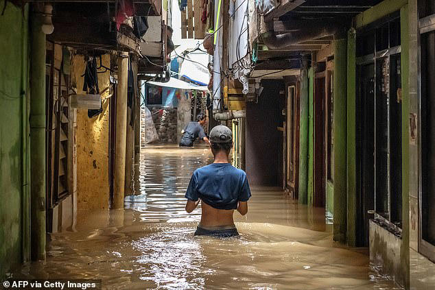 Understanding Dangerous Climate Whiplash: Impacts And Responses In Cities Understanding Dangerous Climate Whiplash: Impacts And Responses In Cities