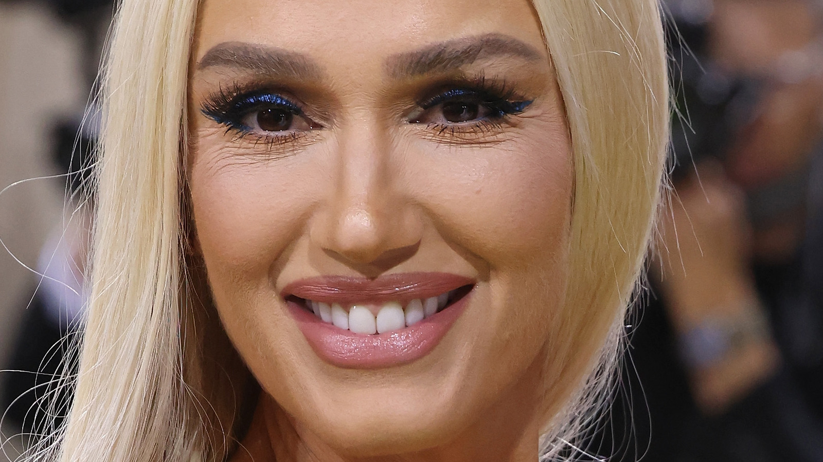 Understanding Eminem's Lyric About Gwen Stefani: Context And Controversy
