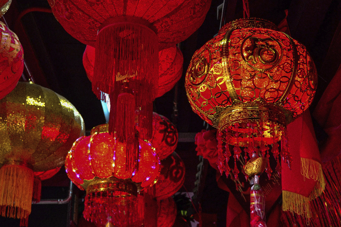 Unexpected Surge: Macau's Gaming Revenue Before Golden Week Holiday Unexpected Surge: Macau's Gaming Revenue Before Golden Week Holiday