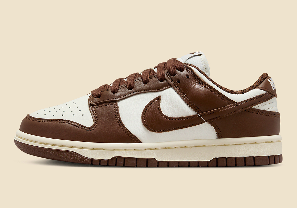Up To 40% Off: Nike Air, Dunks, Jordans Sale At Foot Locker Up To 40% Off: Nike Air, Dunks, Jordans Sale At Foot Locker
