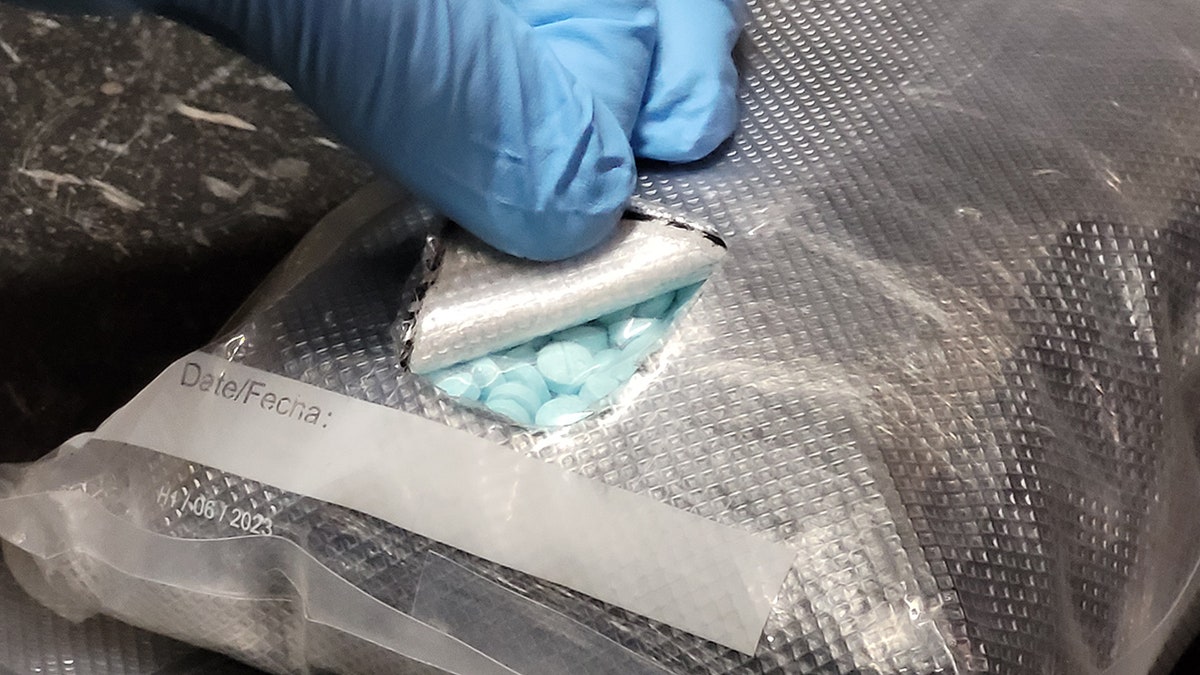 US Fentanyl Seizure: Bondi's Announcement And Its Implications US Fentanyl Seizure: Bondi's Announcement And Its Implications