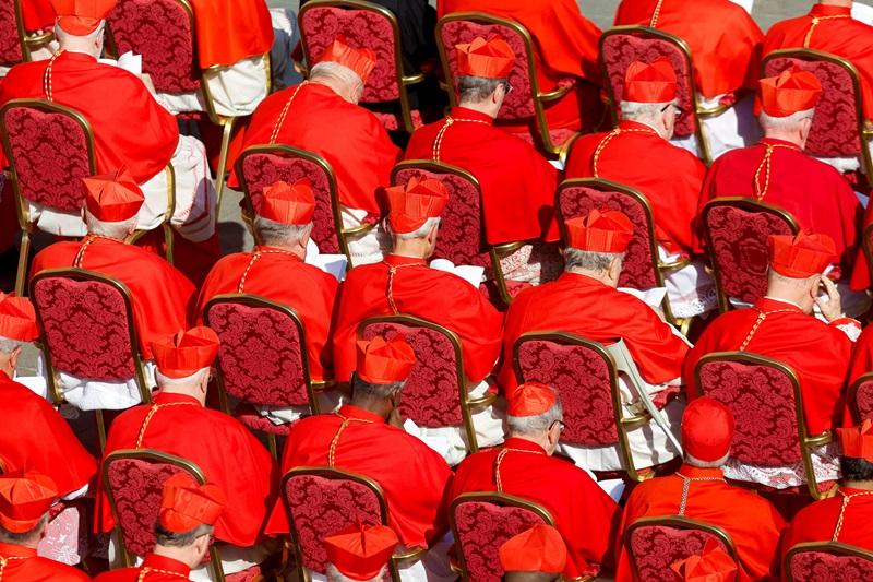 Vatican Finances: An Unresolved Crisis Under Pope Francis Vatican Finances: An Unresolved Crisis Under Pope Francis