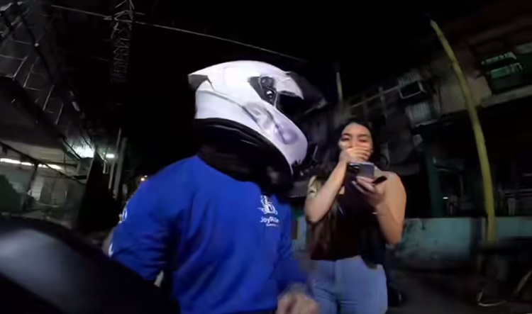 Viral TikTok: Woman's Unexpected Reunion With Former Bishop Pope Leo Viral TikTok: Woman's Unexpected Reunion With Former Bishop Pope Leo