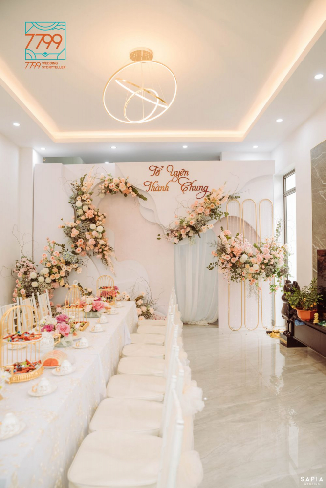 Voi Trang Điểm Dự Tiệc Buffet: Hình Ảnh Độc Đáo