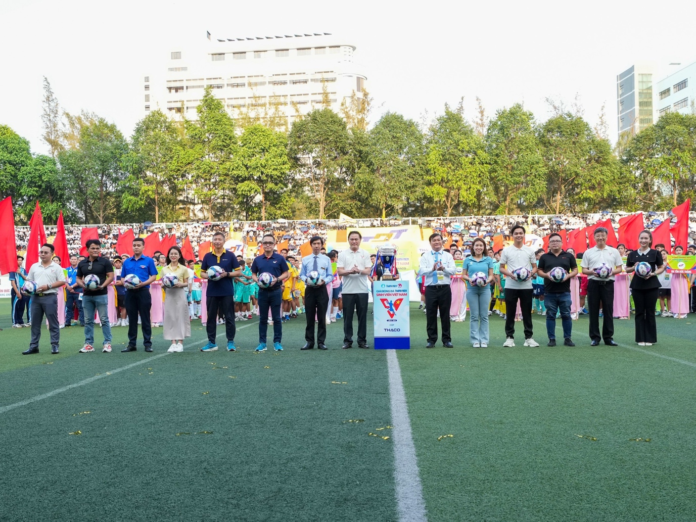 Vòng Chung Kết Giải Bóng Đá TNSV THACO Cup 2025: Thời Gian, Kênh Phát Sóng Vòng Chung Kết Giải Bóng Đá TNSV THACO Cup 2025: Thời Gian, Kênh Phát Sóng