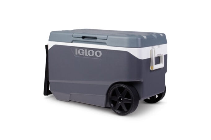 Walmart Recall Alert: Igloo Coolers May Cause Fingertip Amputation Walmart Recall Alert: Igloo Coolers May Cause Fingertip Amputation