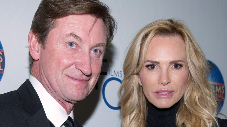 Wayne Gretzky's Impressive Career: Fast Facts Summary Wayne Gretzky's Impressive Career: Fast Facts Summary