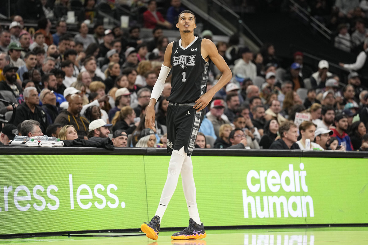 Wembanyama Salue L'héritage De Popovich Après Son Départ Des Spurs Wembanyama Salue L'héritage De Popovich Après Son Départ Des Spurs