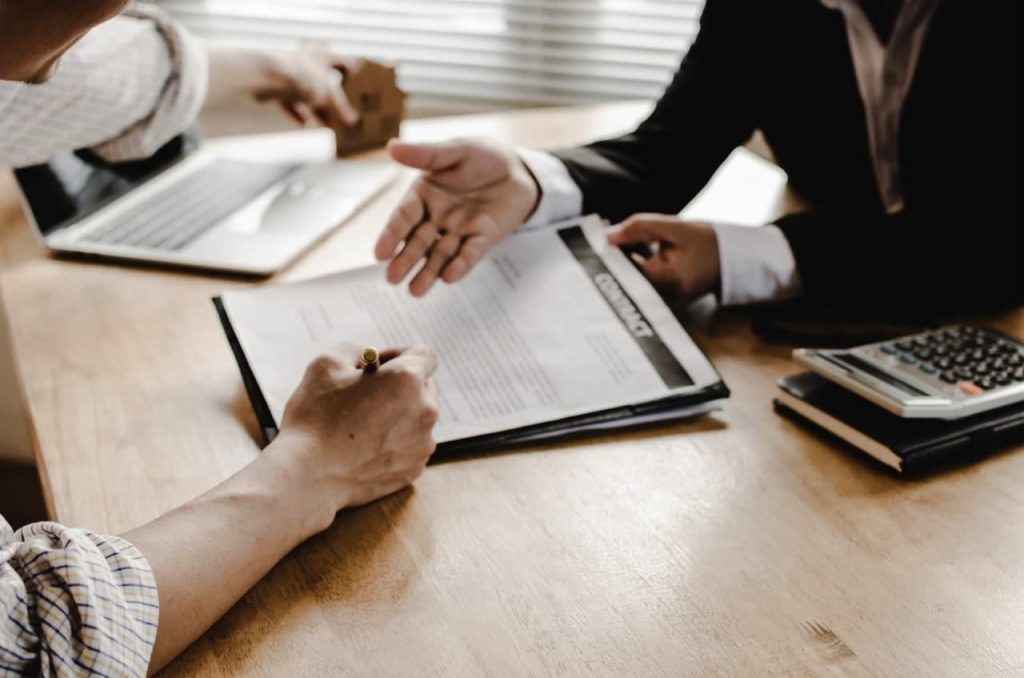 Why 10-Year Mortgages Aren't Popular In Canada: A Look At The Reasons Why 10-Year Mortgages Aren't Popular In Canada: A Look At The Reasons