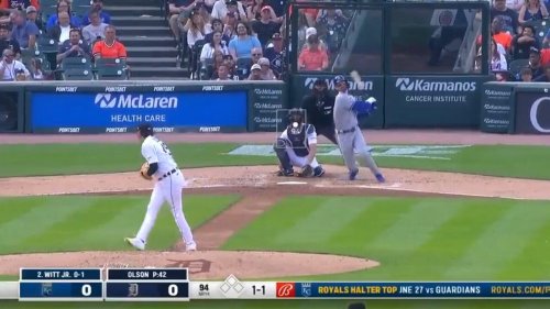 Witt Jr. And Garcia Lead Royals To Victory Over Guardians