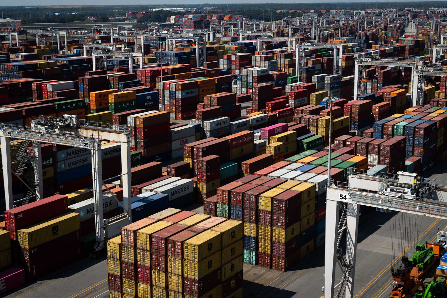 Yemen Shipping Outlook Uncertain Following Trump's Houthi Truce Yemen Shipping Outlook Uncertain Following Trump's Houthi Truce